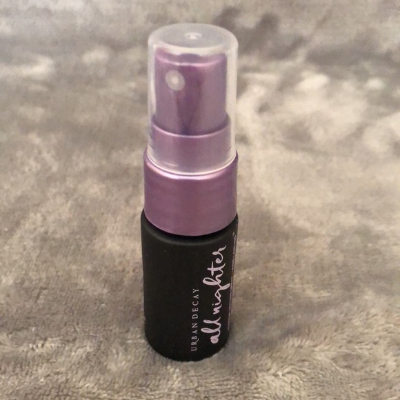 NEW 5/$20 🛍 Urban Decay All Nighter Makeup Setting Spray - Picture 7 of 8